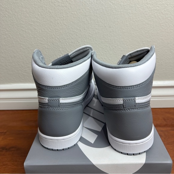 Jordan 1 Retro High OG Stealth Size 11 - Picture 3 of 8